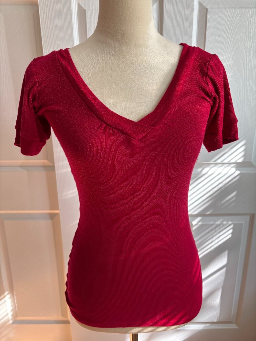 Derek Heart  Red V-Neck Tee-Size Medium